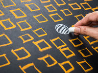 financial advisor niche marketing image