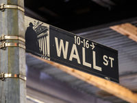 QQQ, DIA, SPY ETFs Struggle to Find Direction