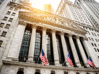 Moat Investing: Keeping Up with the Joneses
