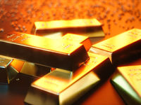 Gold ETFs Shine, Mark Best Month in 3 Years