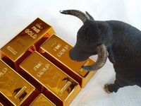 Gold Bulls Lying in Wait for End-of-Month Rate Cut