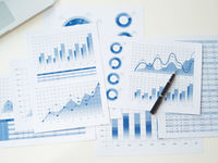 Relative Weight Spotlight: Cyclicals Continue to Cruise