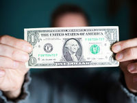 Strong Dollar Brings Tailwind For This ETF