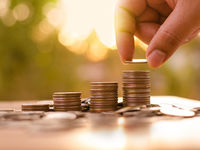 Will More Investors Sync Up with Stocks in 2020?