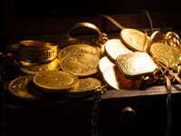 Strategist: This is the Reason Why Not To Sell Gold