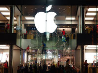 Apple Store Re-Openings Keeps Retail ETF Trade in Focus