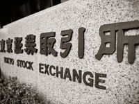 Choice of Japanese Firms Holding Cash is Good for Dividends