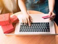 An EBIZ Catalyst to Consider: Holiday Shopping
