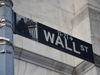 Bank Stock ETFs Surge as Yields Rise, Economic Outlook Improves