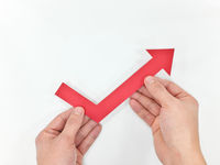Why MLP Funds like AMLP Are Making a Comeback