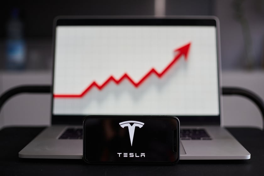 ARK's Price Target for Tesla in 2025 is $3,000 Per Share