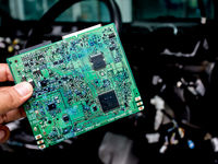 Bulls Aren't Hopping Off the Semiconductor Train