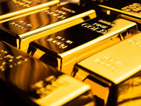 Gold Touches $1,800 As Yields Take a Hit