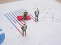 Whether You Favor Value or Growth, Consider These Two Mid-Cap ET