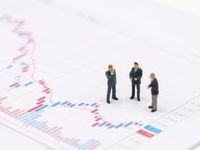 Buy-the-Dip Opportunity Brewing in Fintech
