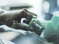 T. Rowe Price CEO Cautions Investors on Risk