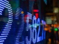 U.S. Stock ETFs Hover Around Record Highs
