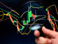U.S. Stock ETFs Mixed in Slow Holiday Trading