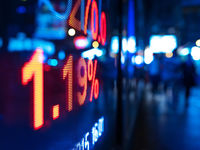 Bond ETFs Solidify as Investors Reduce Risk Exposure