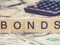 Get Low Cost, Active Exposure to the U.S. Bond Markets in One ET