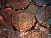 Investors De-Risk From Crypto as War Intensifies
