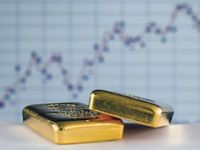 As Market Tumbles in First Half, Gold Holds