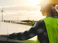 Job Growth in Renewables may Prop Up This ETF
