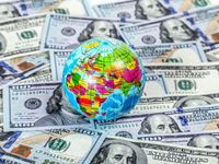 How a Strong Dollar Impacts Global Economies