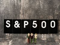Wall Street Banks Foresee More Weakness In S&P 500 For 2023