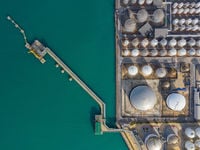 Dollar Strength a Contributing Factor in Oil Price Pullb