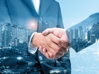 ET Fireside Chat Highlights LNG, Natural Gas Opportuniti