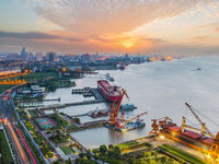 Foreign Investors Flooding Back into China