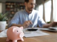 As Bank Earnings Kick Off, Add Exposure with RYF