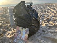Volunteers & Surfrider Keep Miami Beach Clean