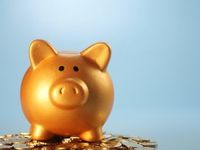 Investors Seek Gold in Fallout From Banking Crisis