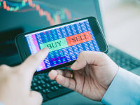 This Equal-Weight ETF Signals a Buy