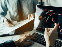 Go Deep on Equal Weight ETF, SPY Competitor