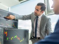OMFL, SPLV Lead in Investor Interest Across Invesco ETFs