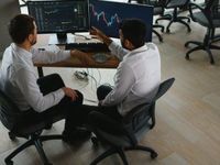 Advisors Look to Low Volatility in 2023