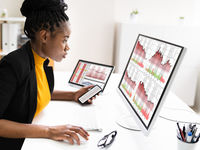 Euclidean Technologies Targets Undervalued Stocks 