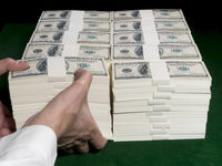 Active ETF TCAF Hits $700 Million in Half a Year