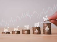Following Strong Retail Sales, Treasury Yields Rise