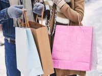 Holiday Shopping and AI Give Amazon More Bullish Vibes