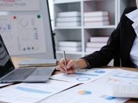 How Active Small-Cap Value ‘AVUV’ Enhances Portfolios