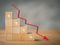 Will MLPs/Midstream Benefit From Lower Interest Rates?