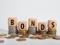 Snag EVIM at a Discount for Intermediate Bonds