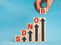 This Bond ETF Offers 8% Yields, Reduces Volatility