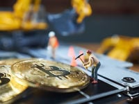Interest Rate Cut May Benefit Crypto Mining in WGMI