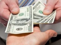 Dynamic Opportunities Offered by Bank Loan Spreads