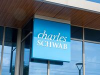 Schwab Debuts Government Money Market ETF
